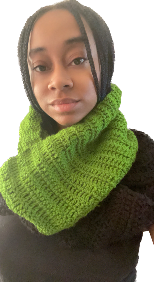 Café Crochet Infiniti scarf